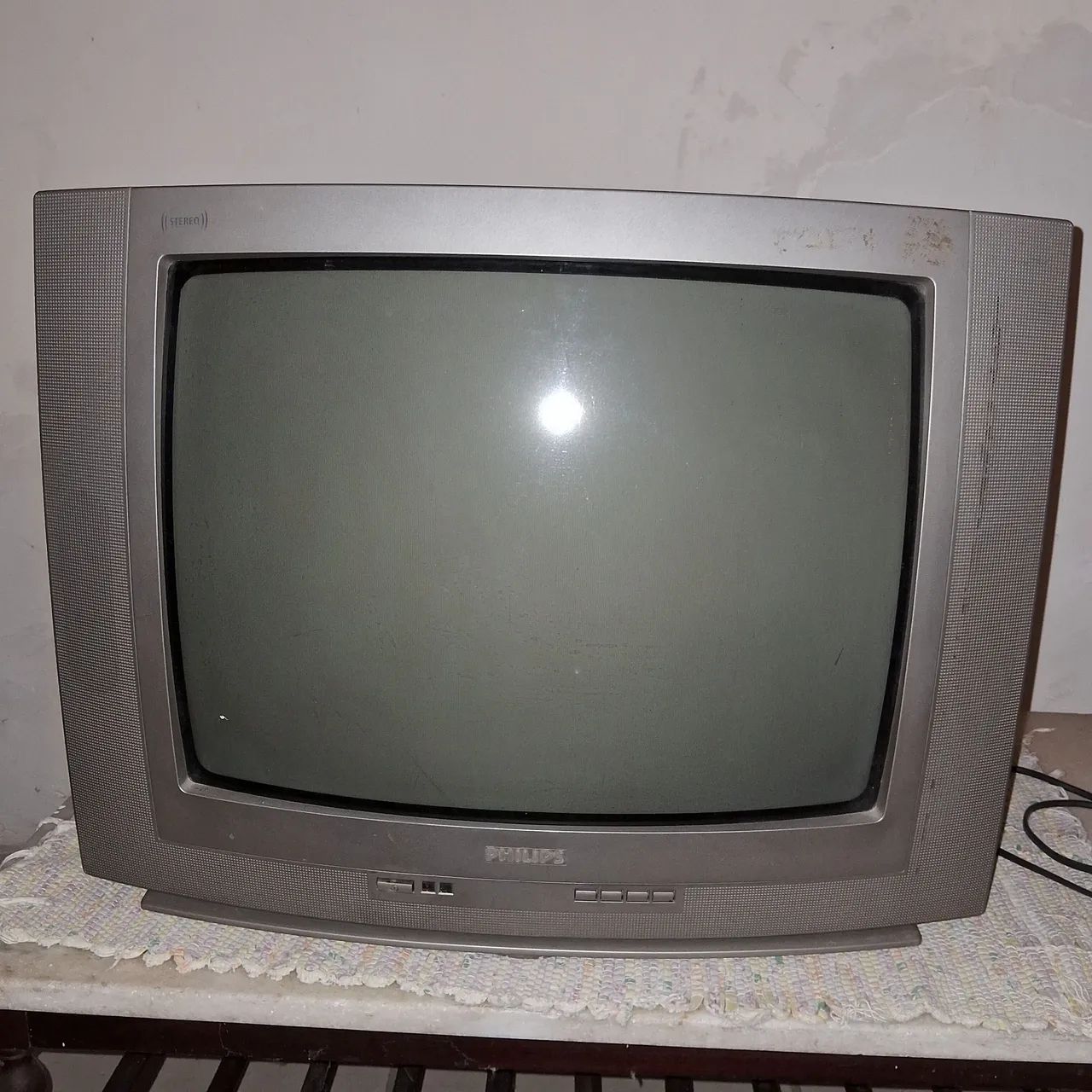 Vendo TV de Tubo 20 polegadas