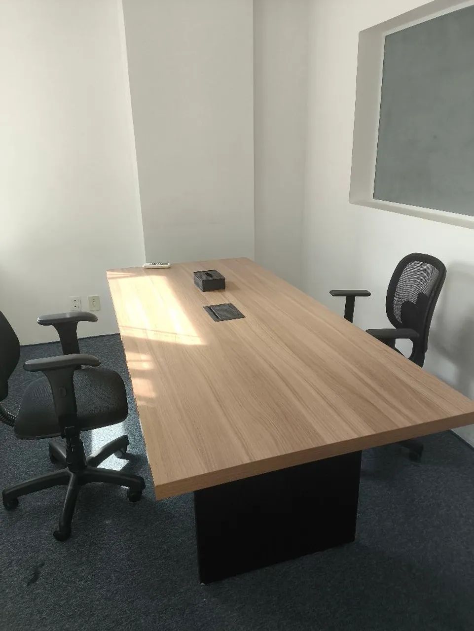 Mesa de Reunião Diretor Executiva c/ Caixa de Conectividade - Perfeito Estado! - Foto 2