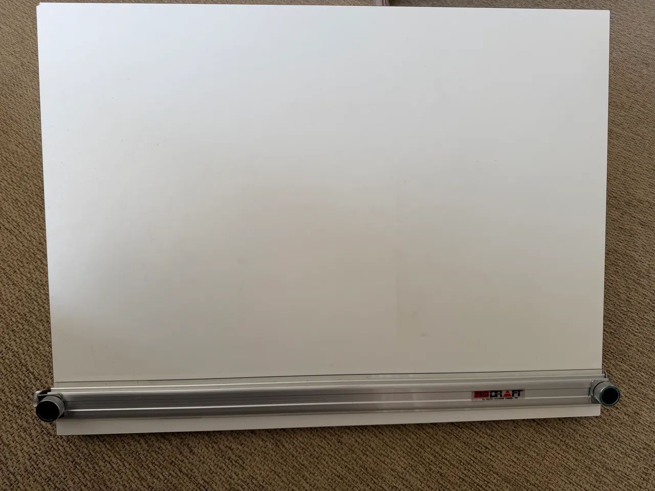 Prancheta para desenhos técnicos , a melhor marca , sem uso , comprei e não usei 