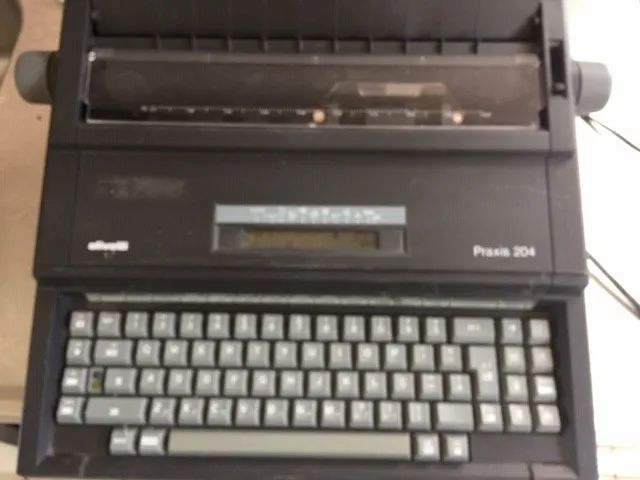 maquina de escrever antiga