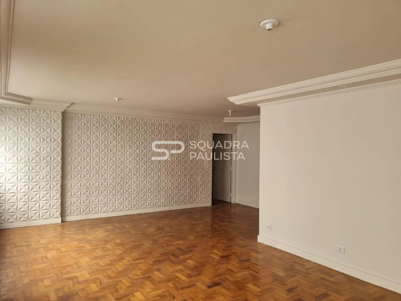 Apartamento no bairro Itaim com 3 dormitórios, 1 suíte e 2vagas de garagem. - Foto 3