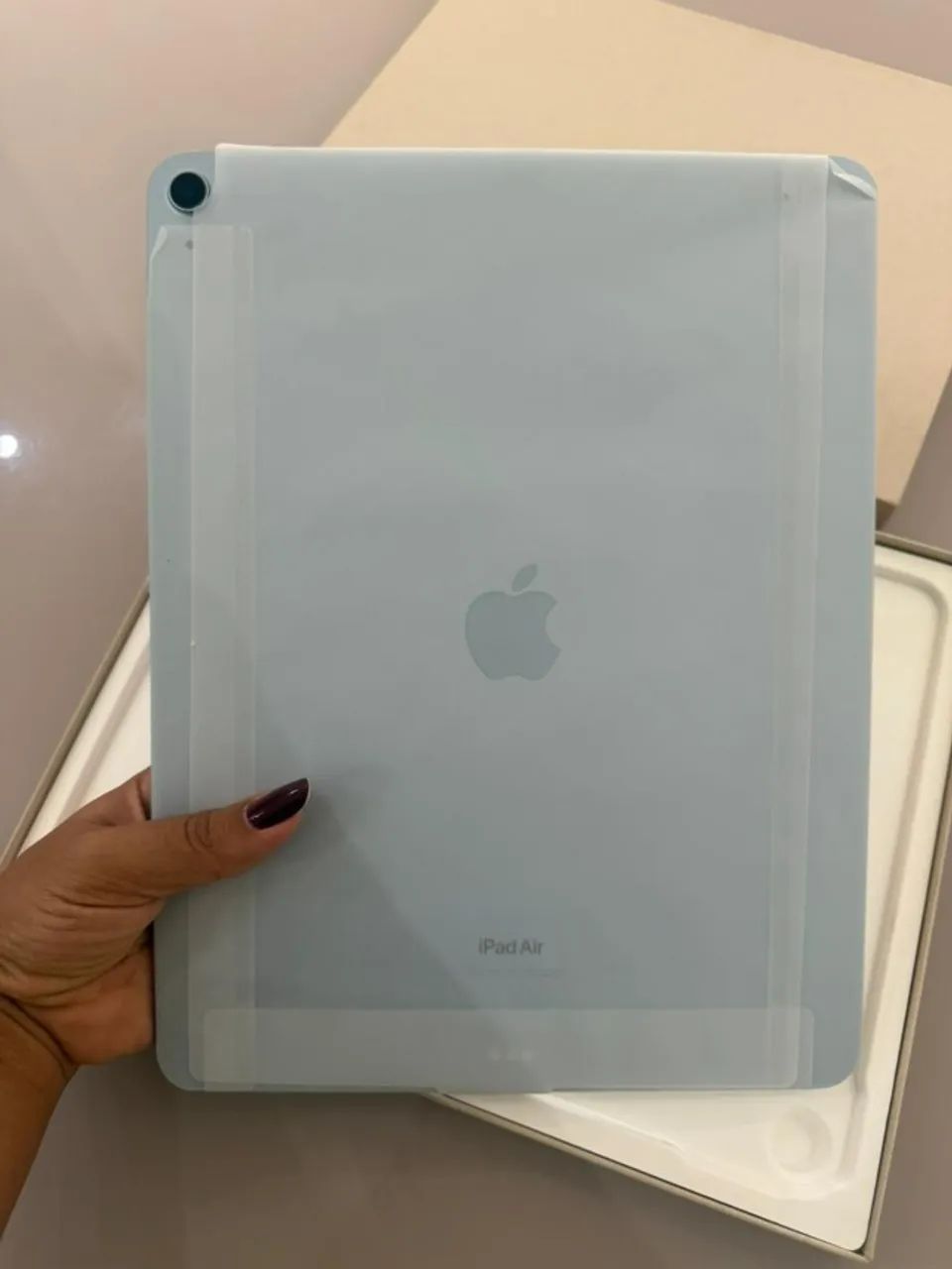 IPad Air NOVO (nunca iniciado), azul, 13