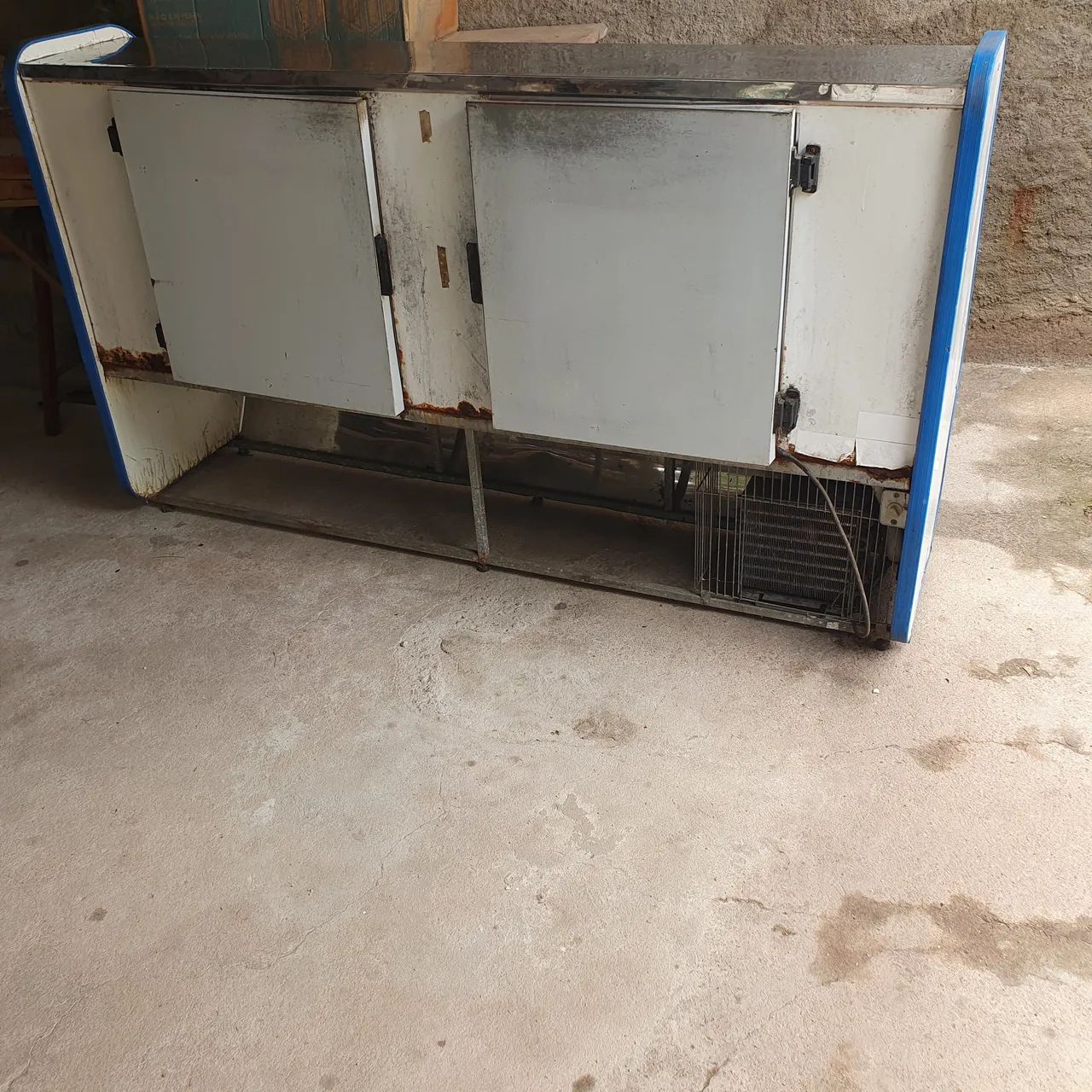 Balcão expositor refrigerado 