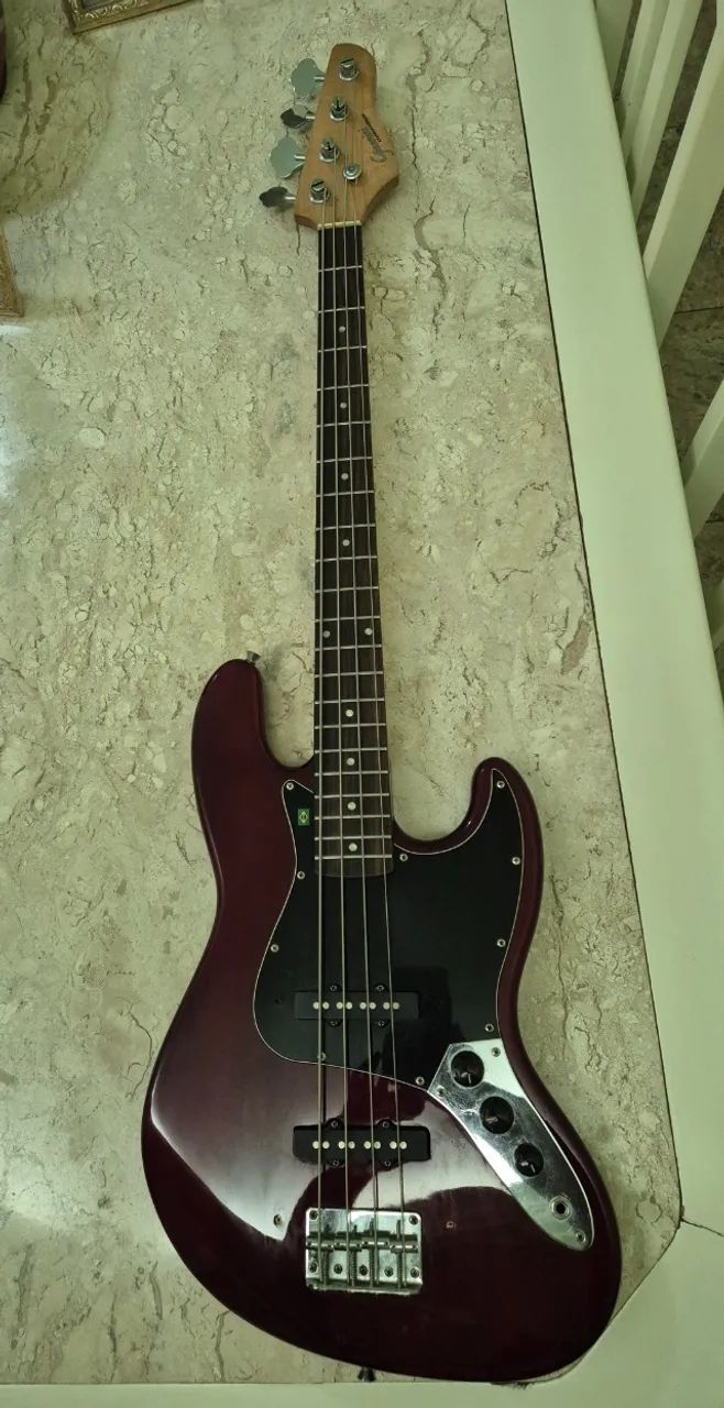 Baixo Giannini Standard Series 