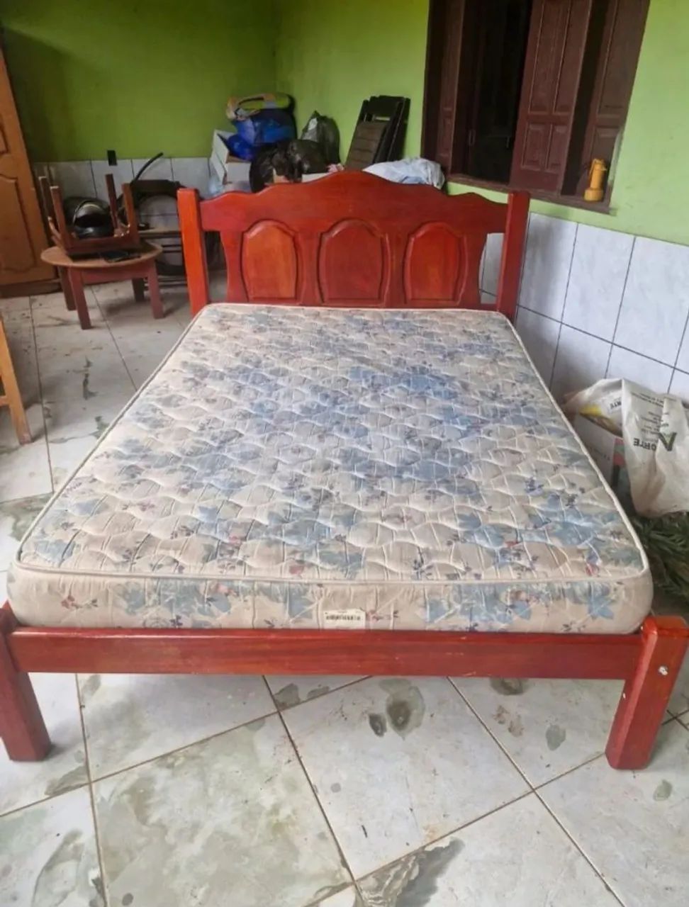 Vende-se essa cama com colchão  - Foto 4