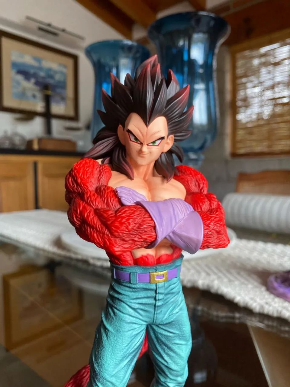 Action figure Vegeta ssj4 - com cabeça extra e base - figura perfeita em detalhes  - Foto 3