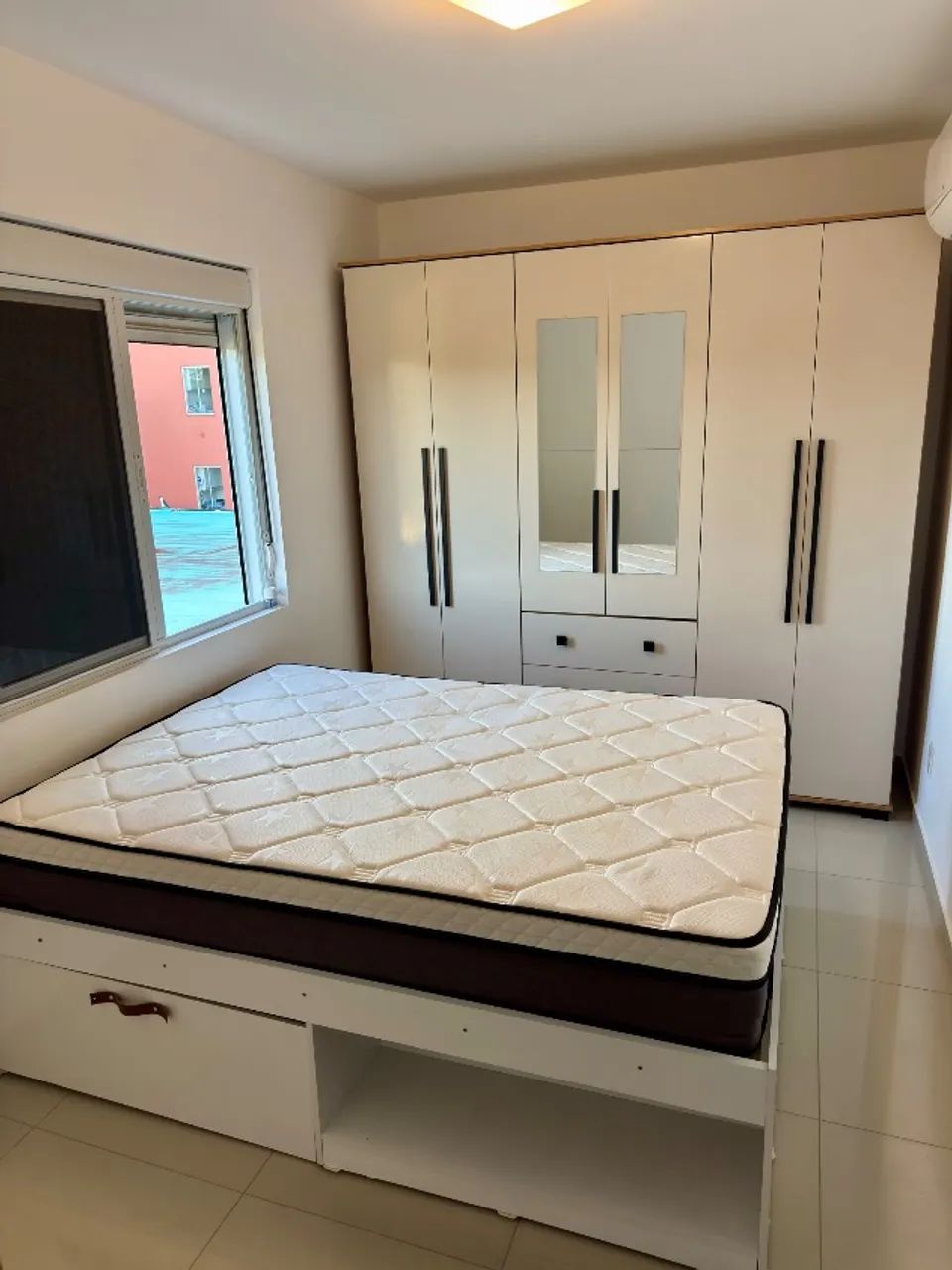 Cama de casal com guarda-roupa  - Foto 3