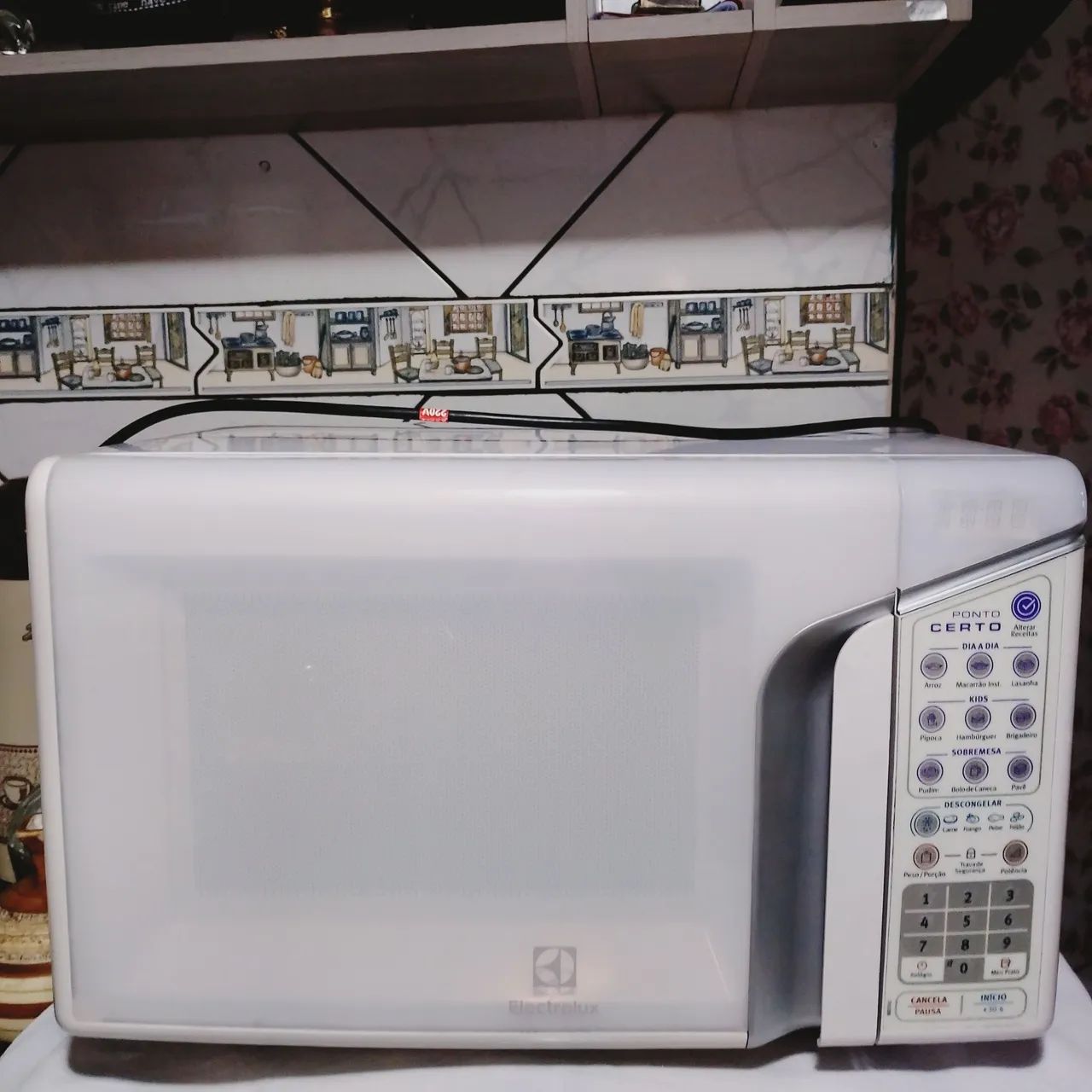MICROONDAS ELECTROLUX 31 LITROS BRANCO FUNCIONANDO PERFEITAMENTE  - Foto 3