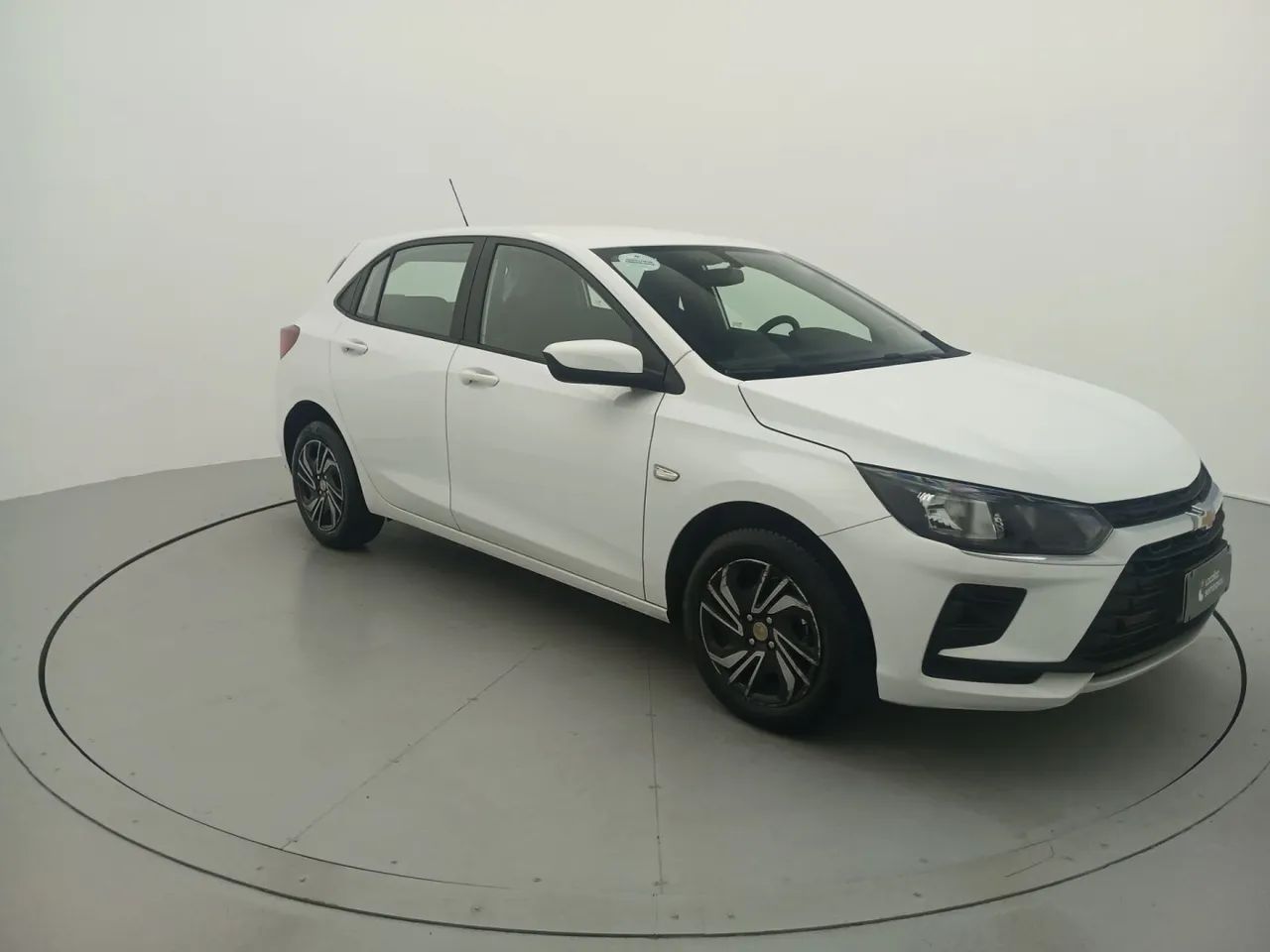 Chevrolet Onix Hatch 1.0 12V Flex Mec. 4P, foto 7 de 18