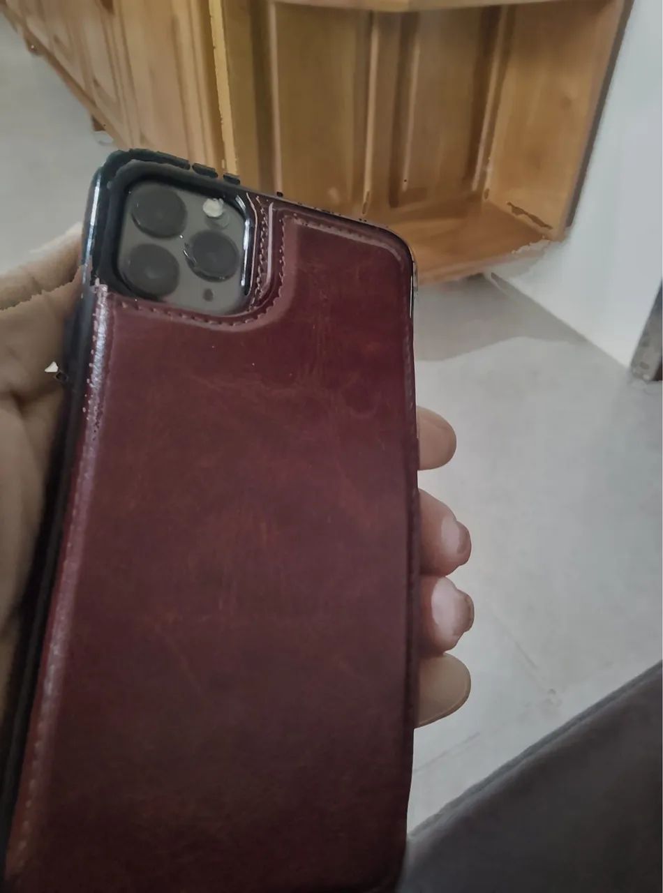iPhone 11 promax semi novo - Foto 5