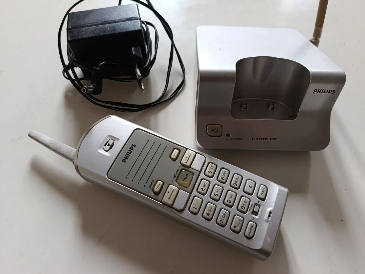 Telefone Sem Fio Philips Original Com Fonte e Base 