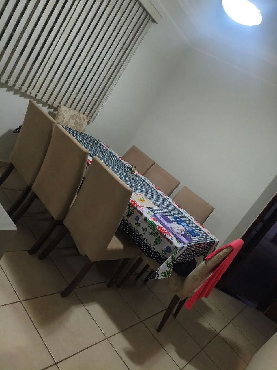 Vendo mesa de 8 lugares  - Foto 2