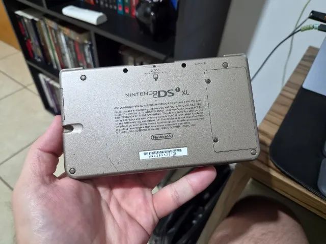 Nintendo DSi XL - Foto 3