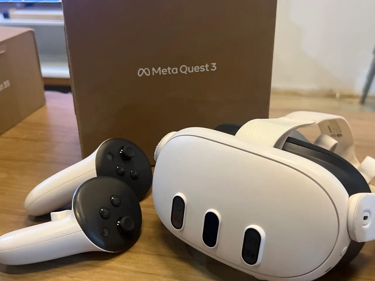  Quest 3 128GB　おまけ付き Amazon.co.jp: Meta Quest 3S 128GB & 携帯用ケース : ゲーム