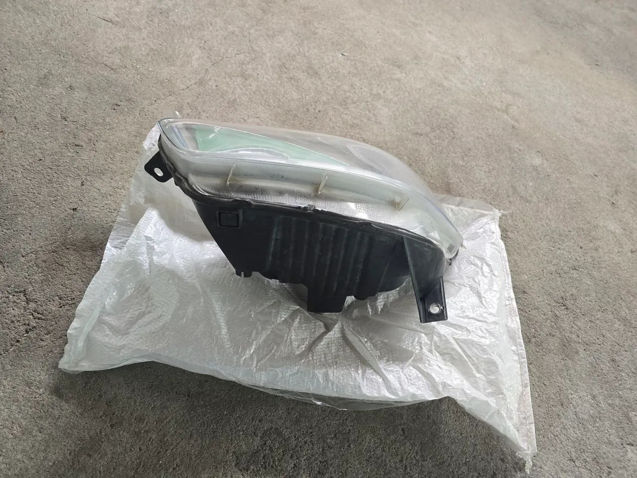 Farol fiat gransiena original - Foto 3