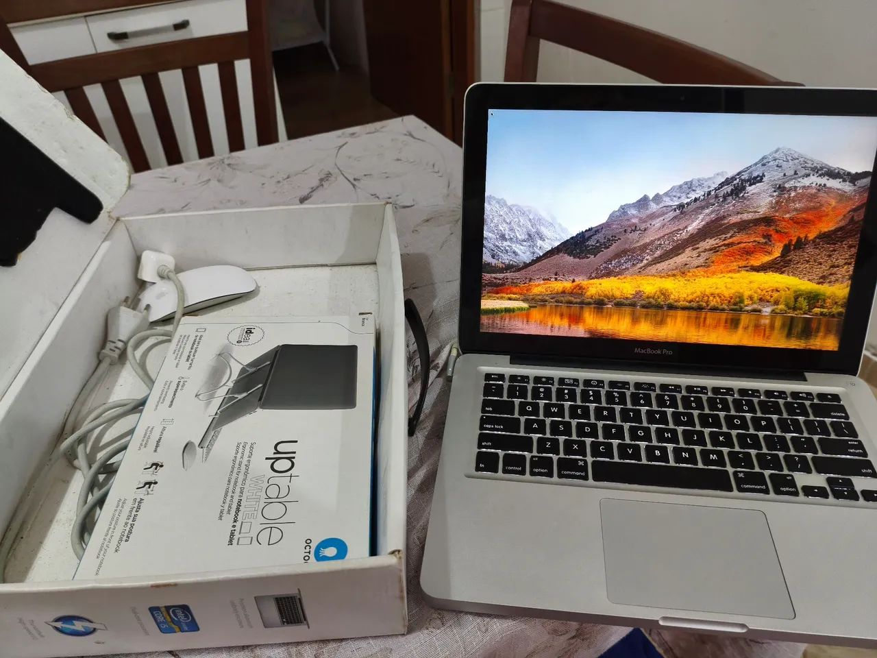 MacBook 2011