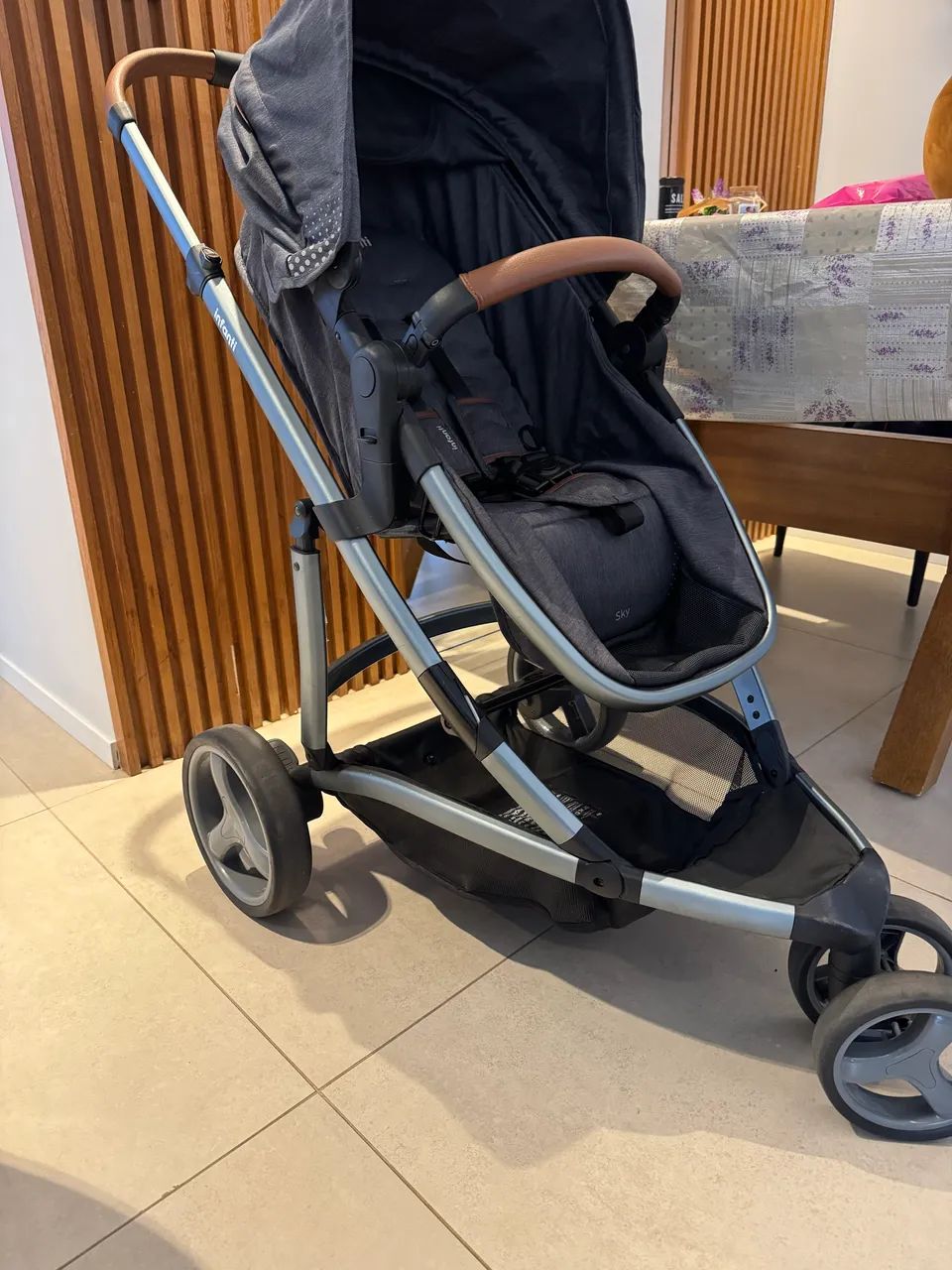 Carrinho Infanti com base veicular Isofix + bebê conforto - Foto 5