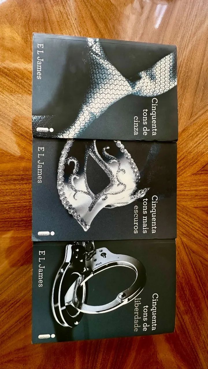 Trilogia Cinquenta Tons de Cinza - Foto 3