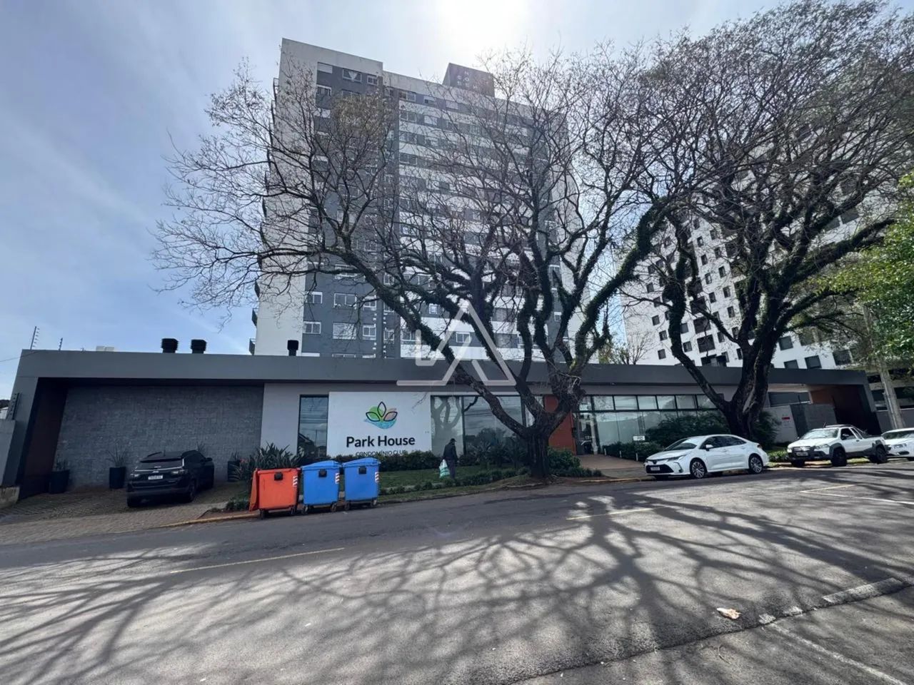 3 DORMITÓRIOS - 1 SUITE- 2 BOX - PARK HOUSE