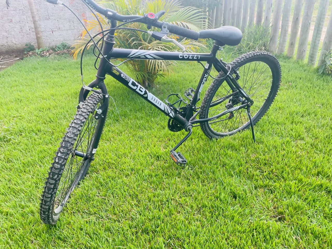 Vendo uma Bicicleta usada uma ÚNICA VEZ!! MUITO NOVA.  - Foto 2