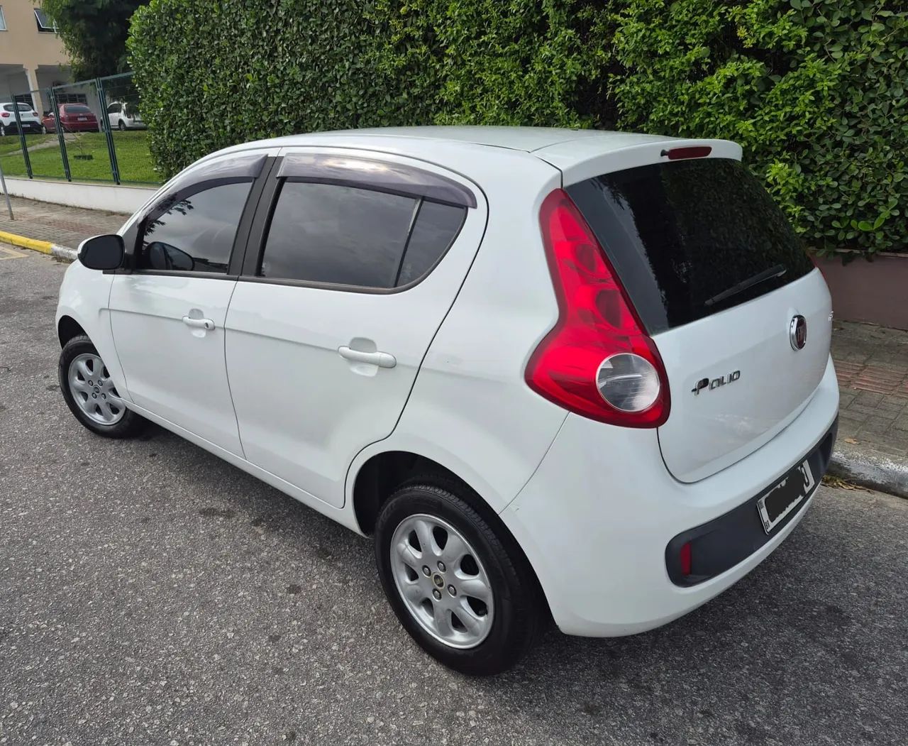 Fiat Palio Attractive 1.0 EVO Fire Flex 8V 5P 2016 - Foto 3