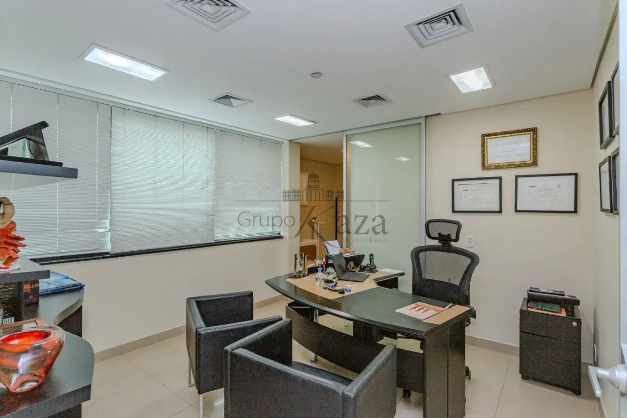 Conjunto Comercial - Campo Belo - 296m².