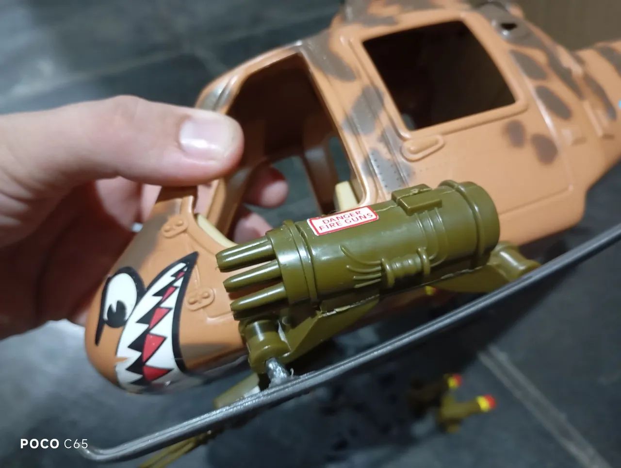 Helicóptero antigo SOS comandos Gulliver + boneco  - Foto 2