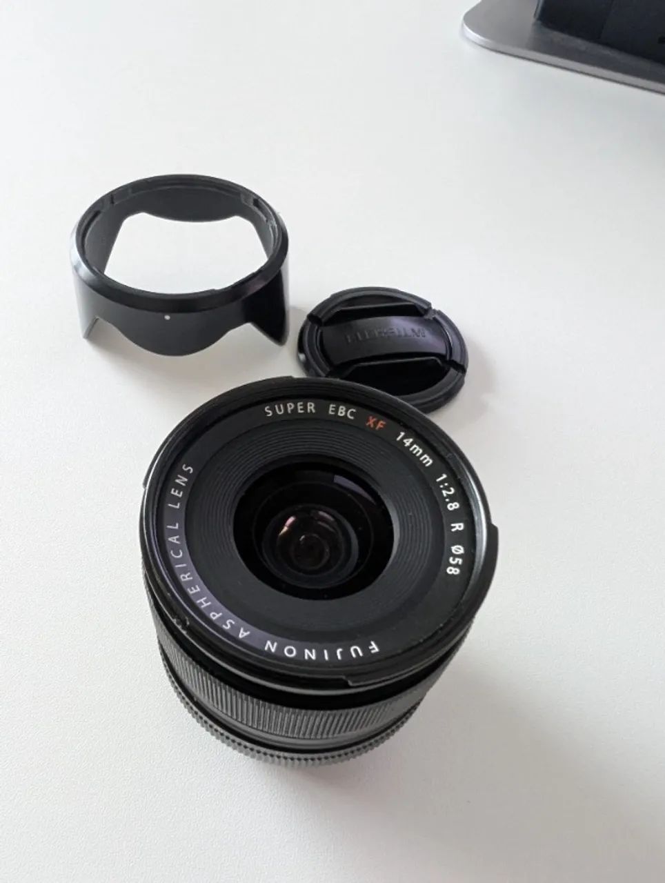 Lente Fujifilm Fuji XF 14mm f/2.8 R - Foto 2