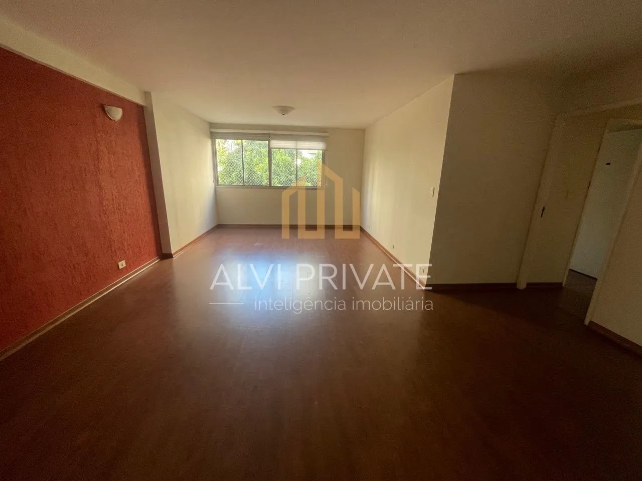 Apartamento à Venda em Higienópolis | 120 m² | 3 Dormitórios | 1 Suíte | 1 Vaga de Ga - Foto 3