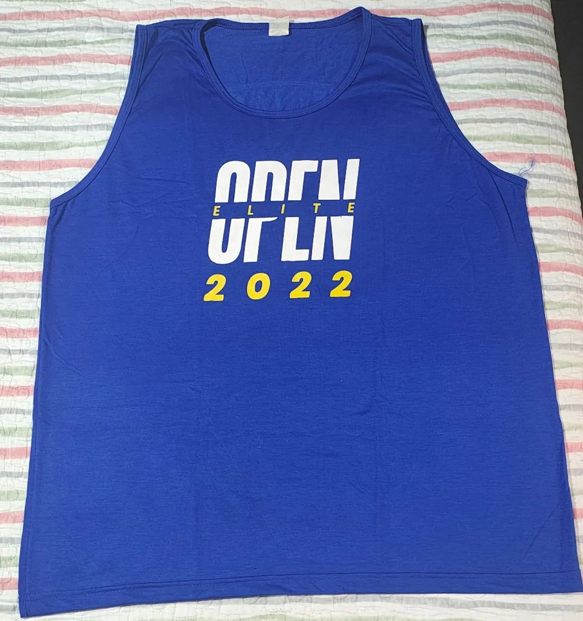 4 blusas de treino crossfit  - Foto 3