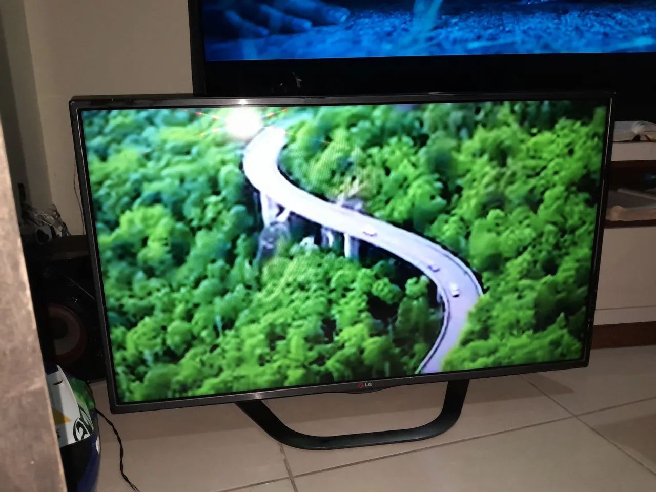 TV LG SMART 42 POLEGADAS  - Foto 5