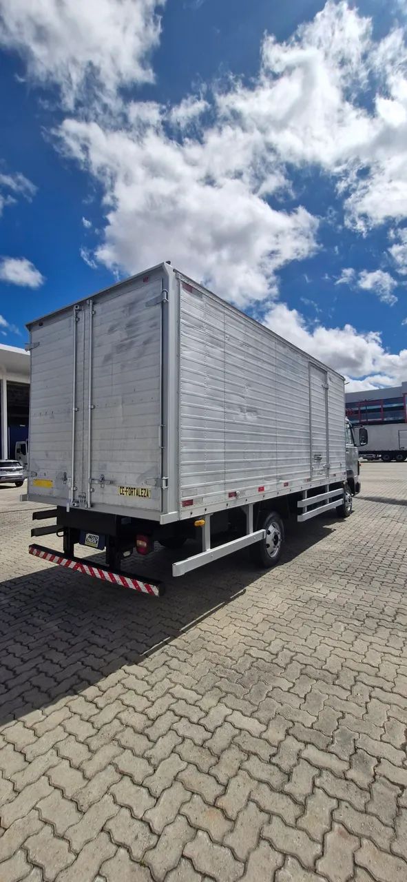 VW delivery 5.150 2015 com baú seco de 5.50 Extra !!! - Foto 4