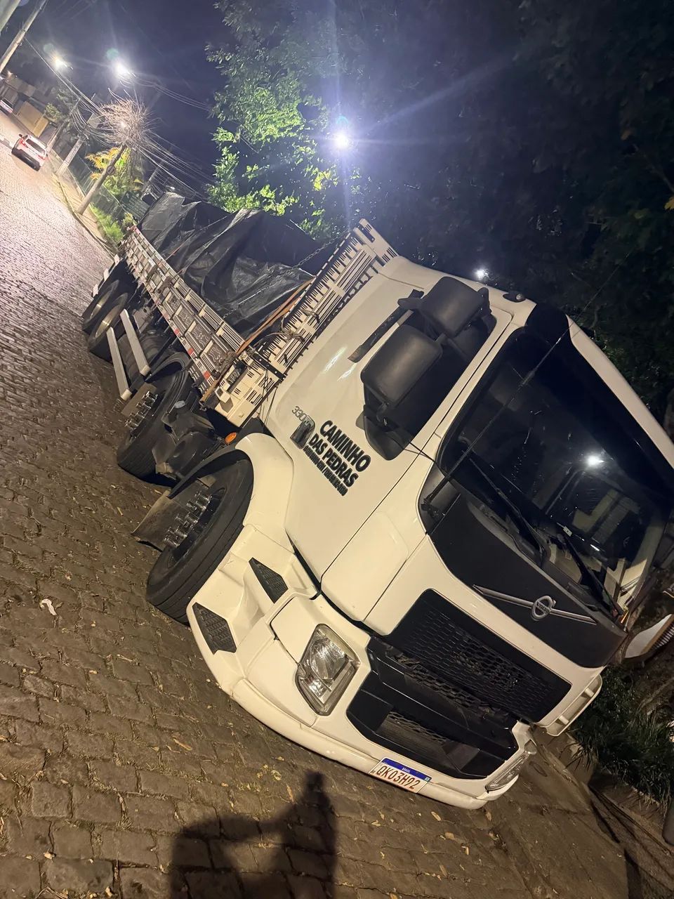 Volvo 330 completo