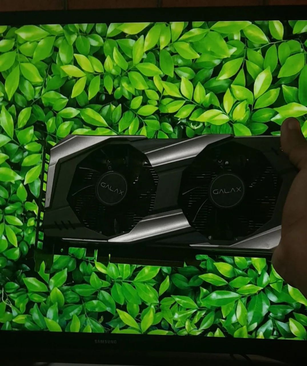 Troco ou vendo Gtx 1060 3gb com defeito 