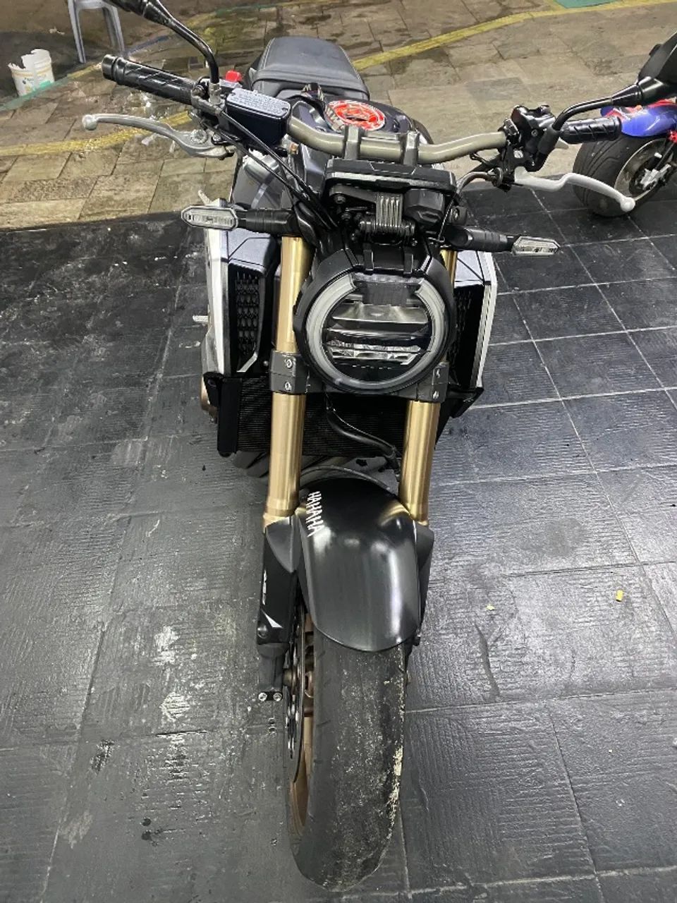 CB 650 - Foto 3