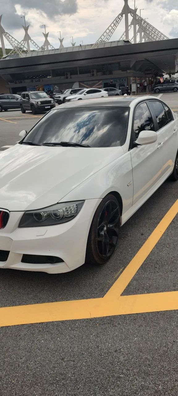 BMW 318I A 2.0 16V 136cv 5P 2012