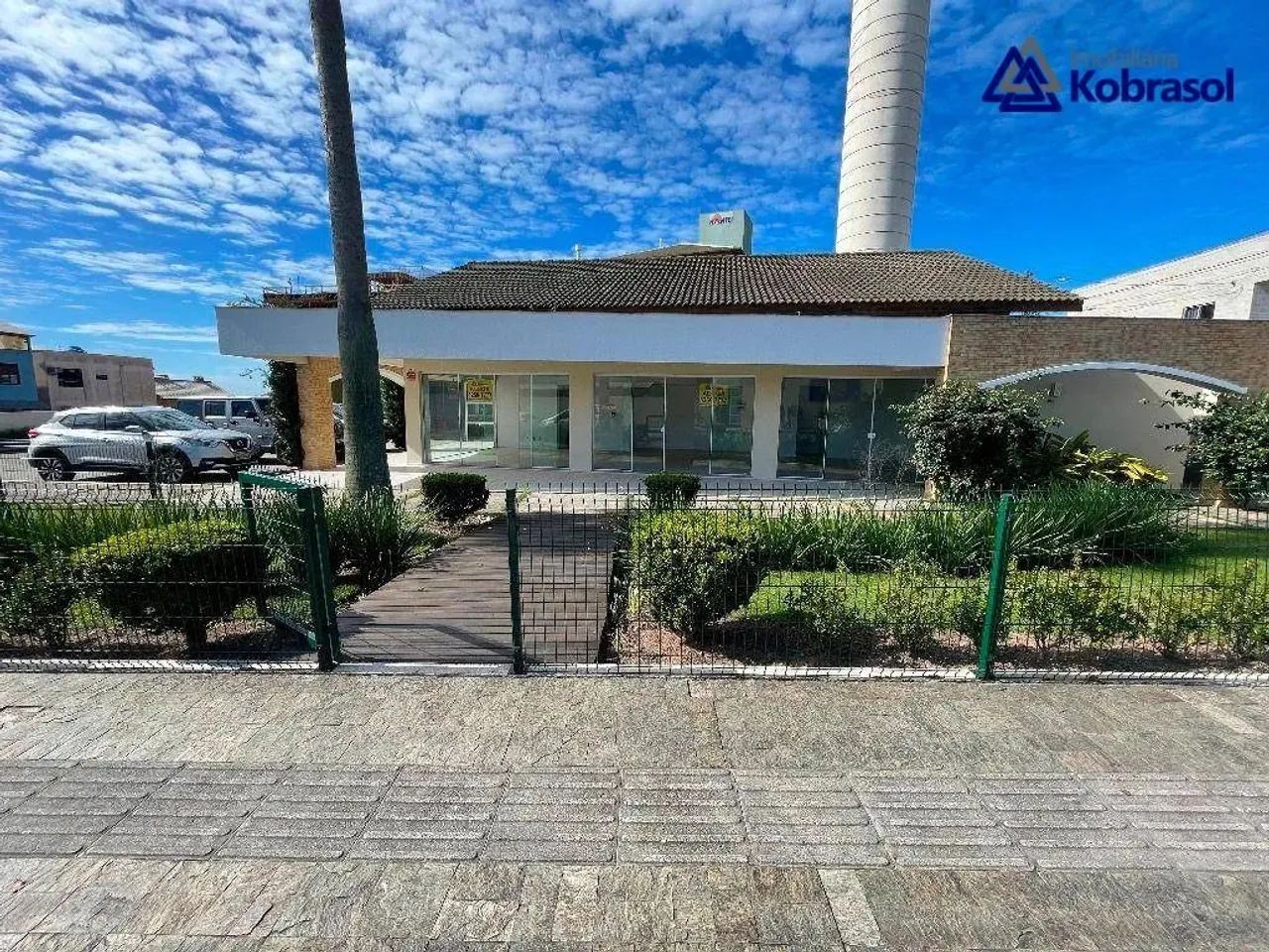 Loja, 90 m² - venda por R$ 950.000,00 ou aluguel por R$ 5.850,00/mês - Santinho - Florianó - Foto 2
