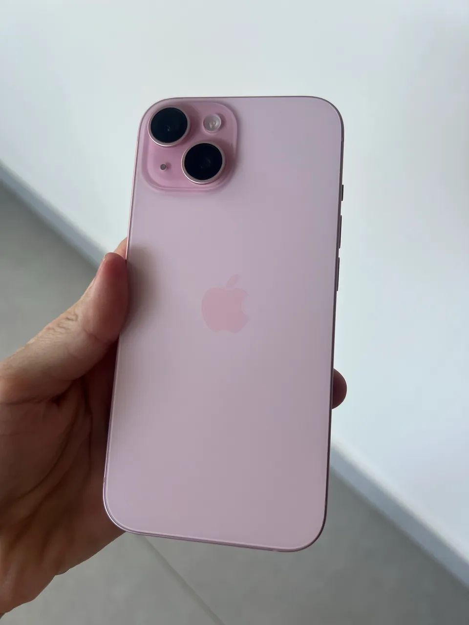iPhone 15 rosa - Foto 4