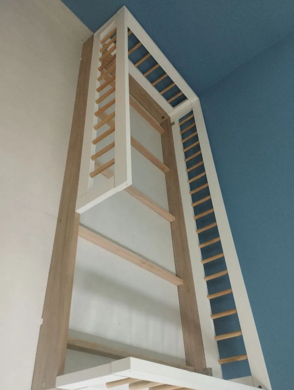 Cama montessoriana 