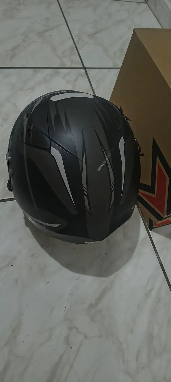 Capacete Ebf Xtroy Drone PRETO E PRATA - Foto 4