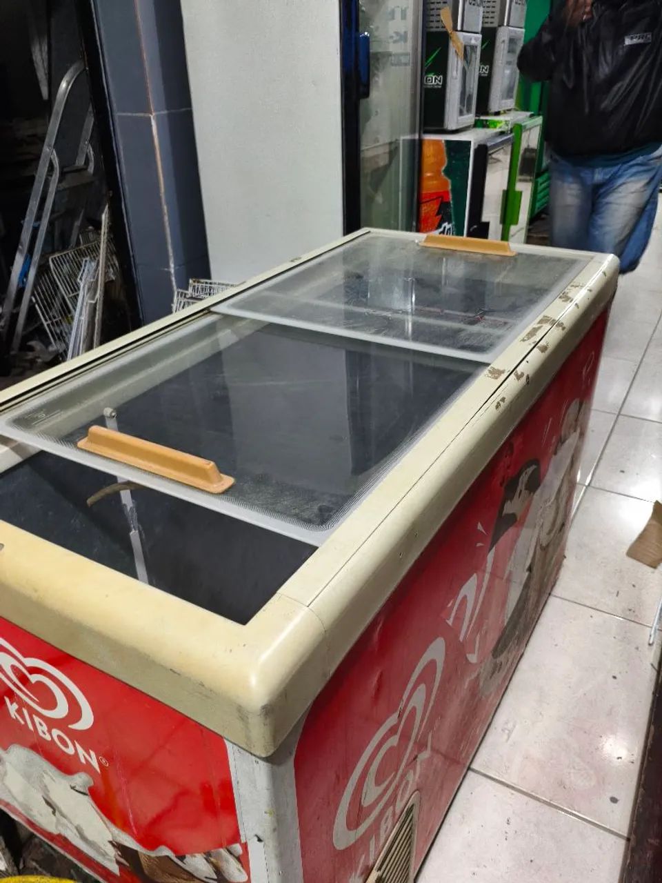 Freezer porta de vidro  - Foto 2