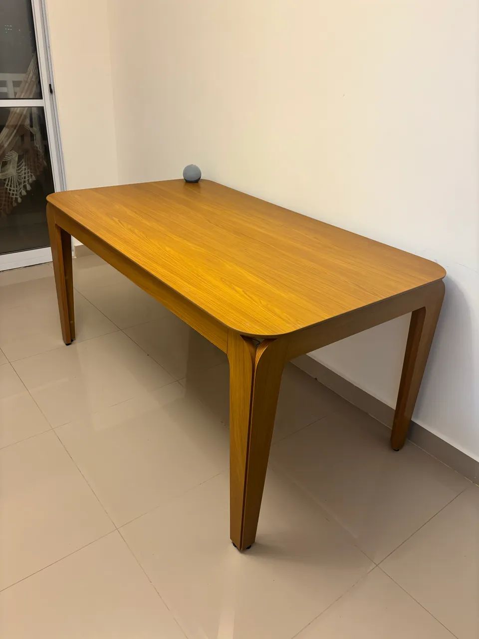 6-Seater Table65704316137089122