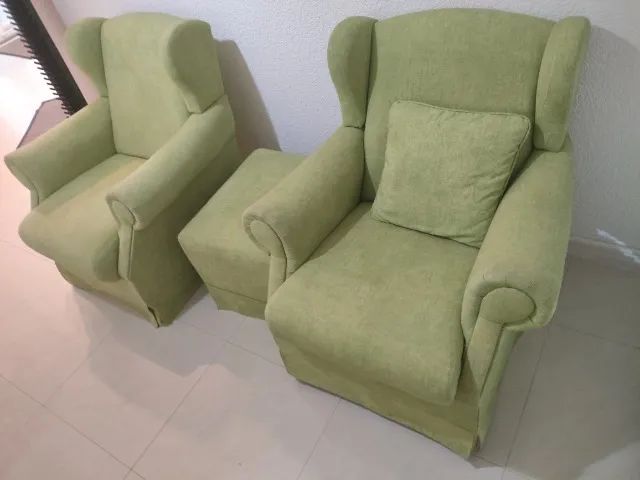 2 Poltronas Verde + puff e uma almofada - Foto 4
