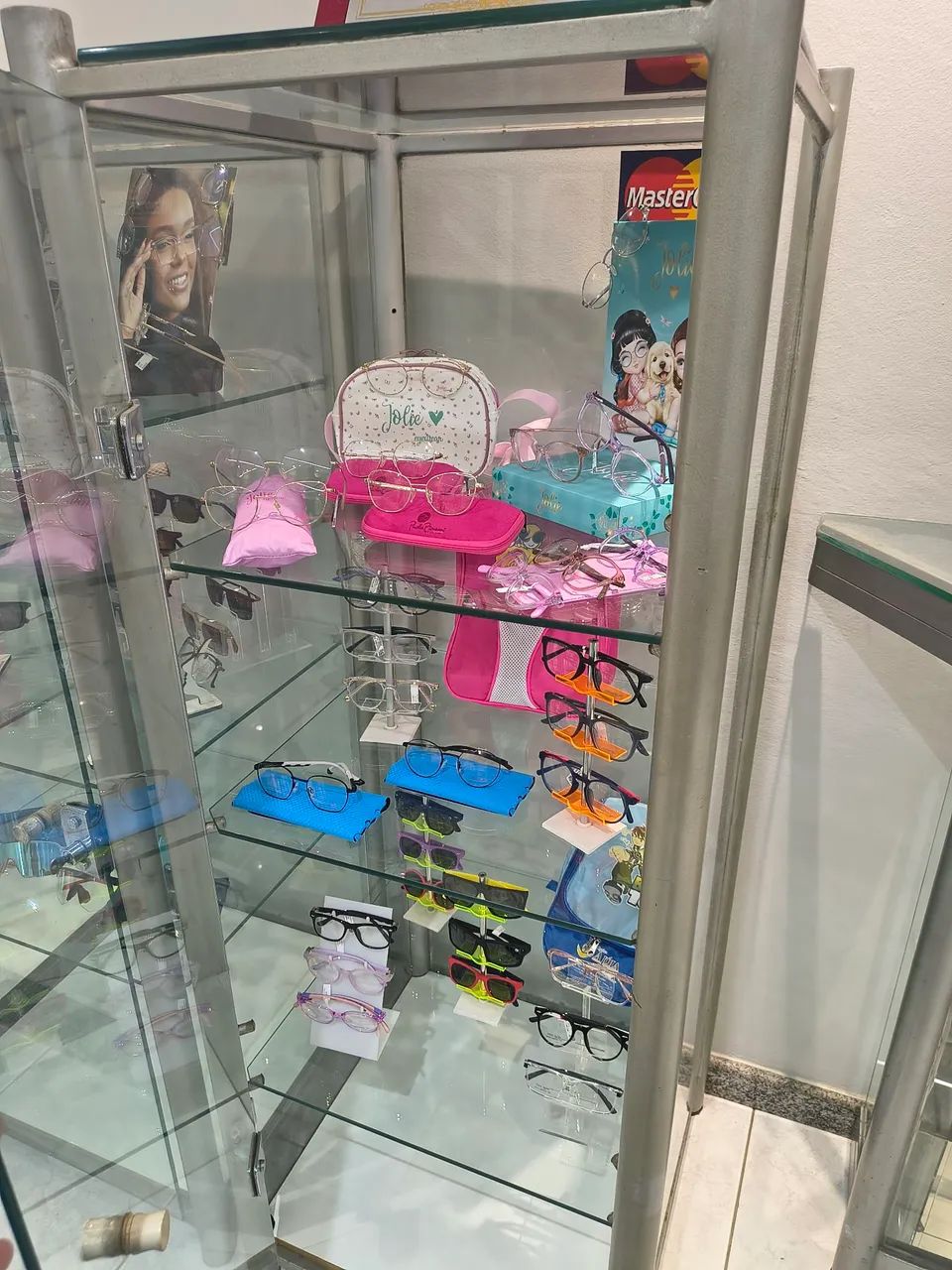 Vitrine de vidro com base metal - Foto 3