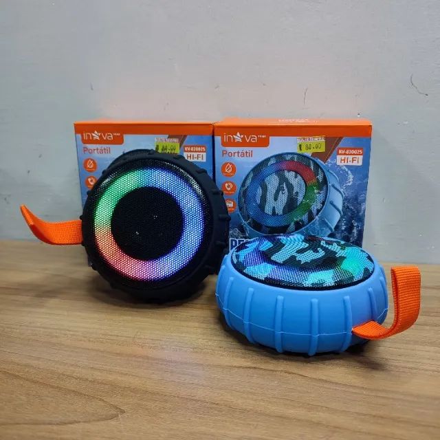 Caixinha de Som Bluetooth Resistente a Água 8W RGB
