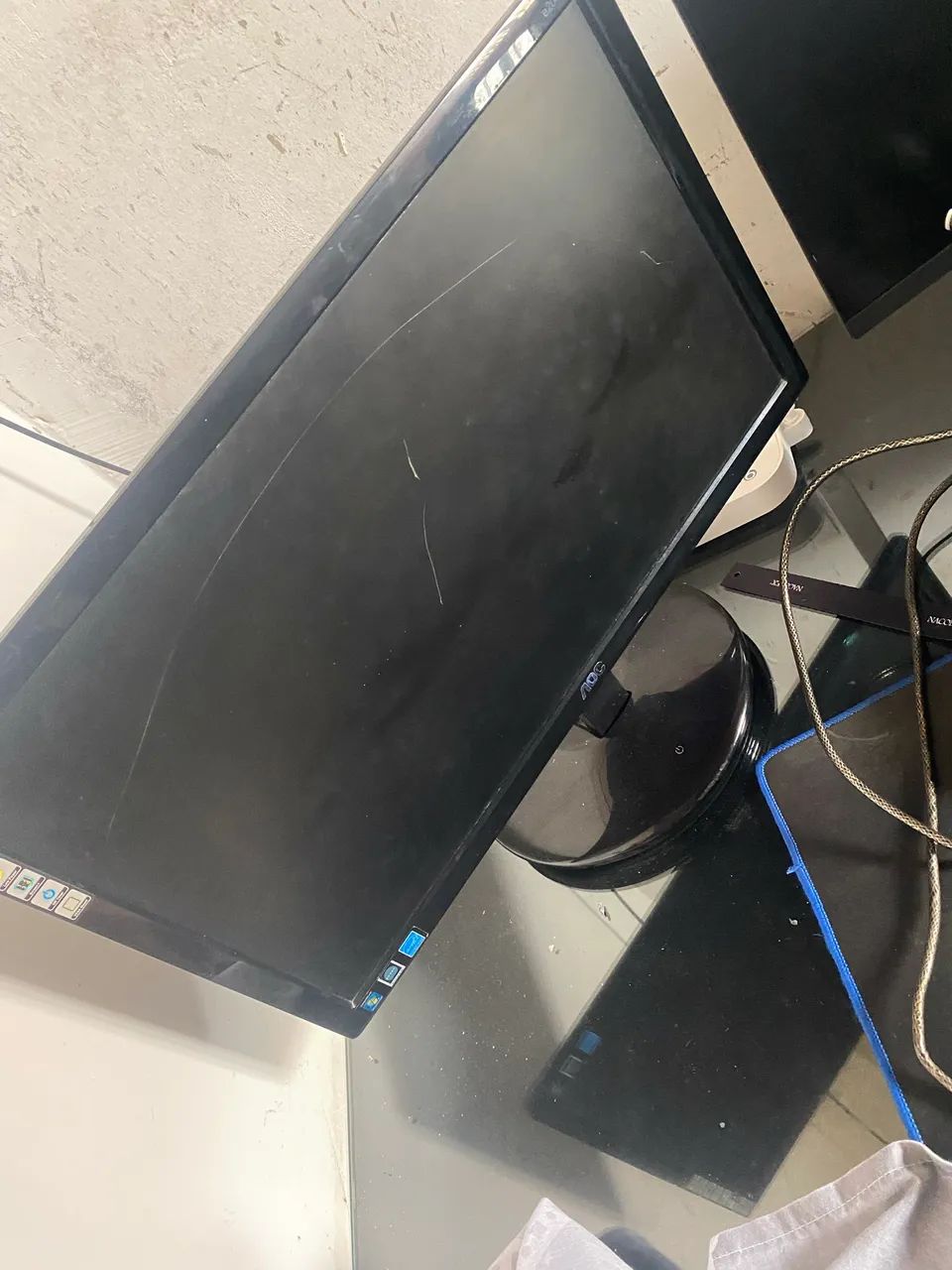 Monitor AOC