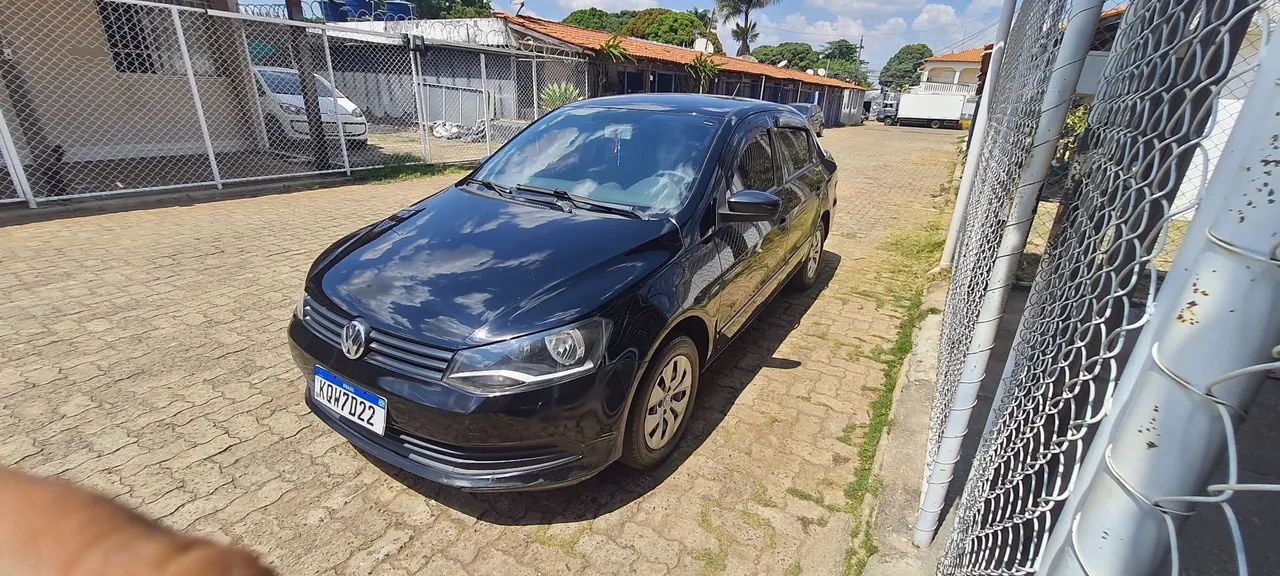 Volkswagen Voyage VOYAGE Trendline 1.0 T.Flex 8V 4p 2015