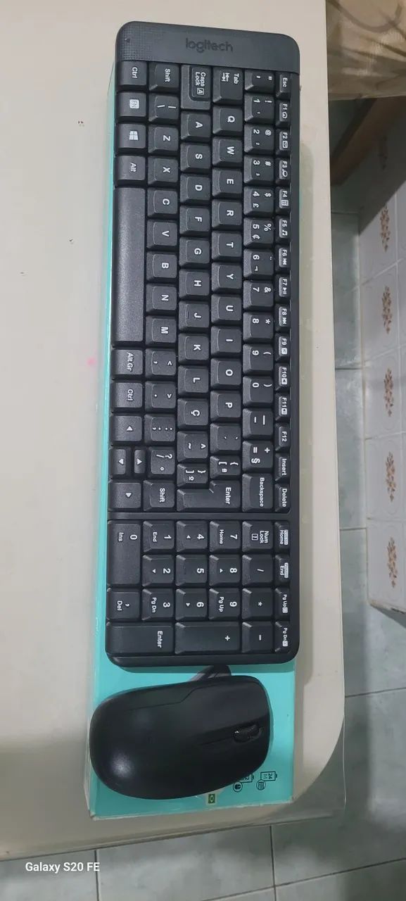 Teclado e mouse sem fio Mk220 Logitech  - Foto 3