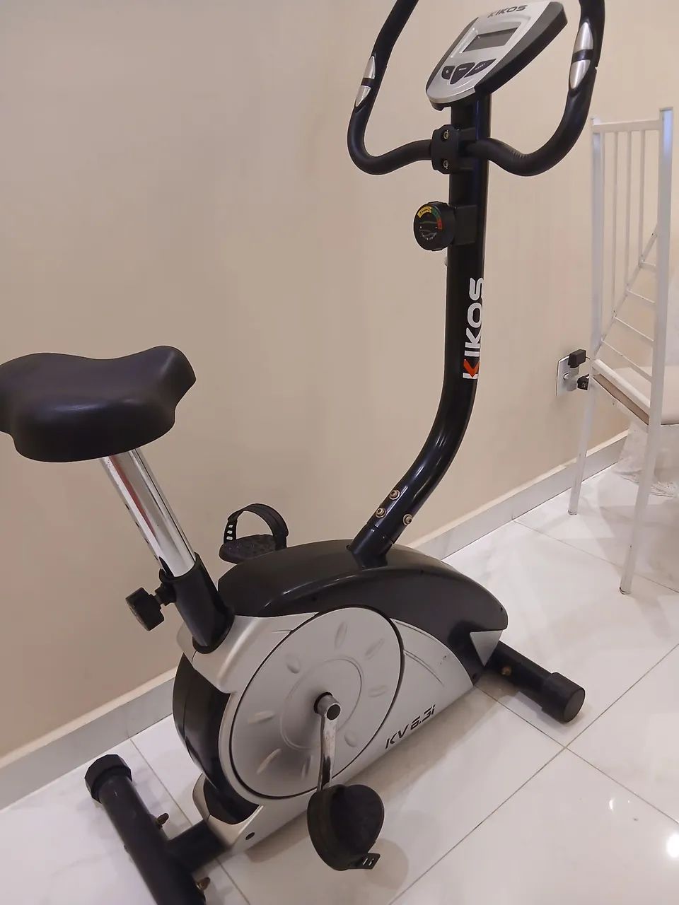 Bicicleta ergométrica kikos