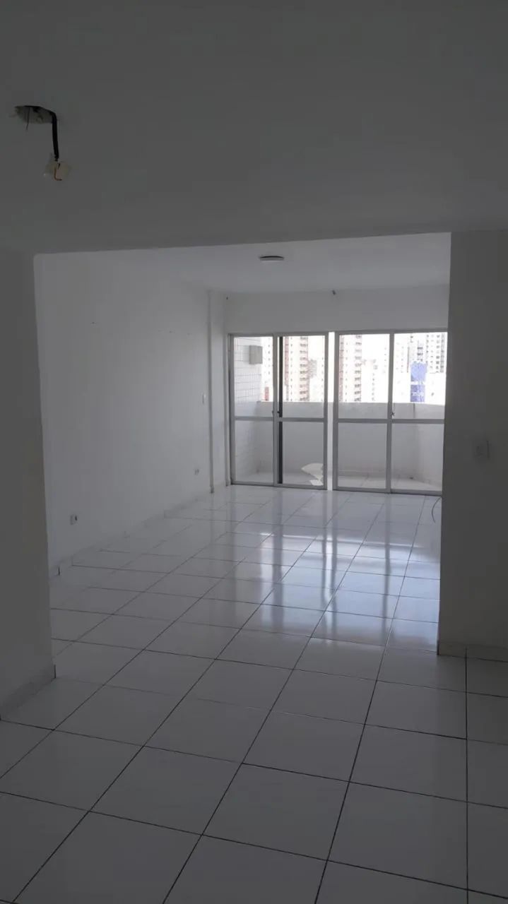 Apartamento 130 m² em Boa Viagem | 3 Quartos + Suíte e Varandas